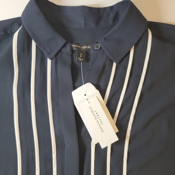 Banana Republic Blue Top Striped Button Down Shirt SP - Picture 4 of 10